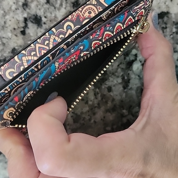 Mandala print iPhone 14 plus wallet case - Picture 3 of 6